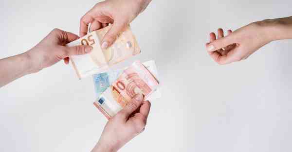 大数据包含设备数据的行业文章