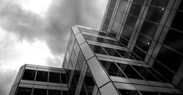 大数据包含设备数据的行业文章