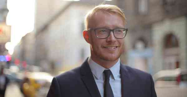 树莓派人工智能汽车（树莓派改装汽车中控）