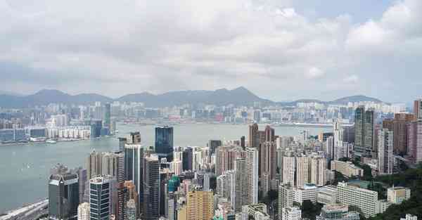 一键制作AI绘画节奏卡点（怎么用AI画简单的卡通人物）