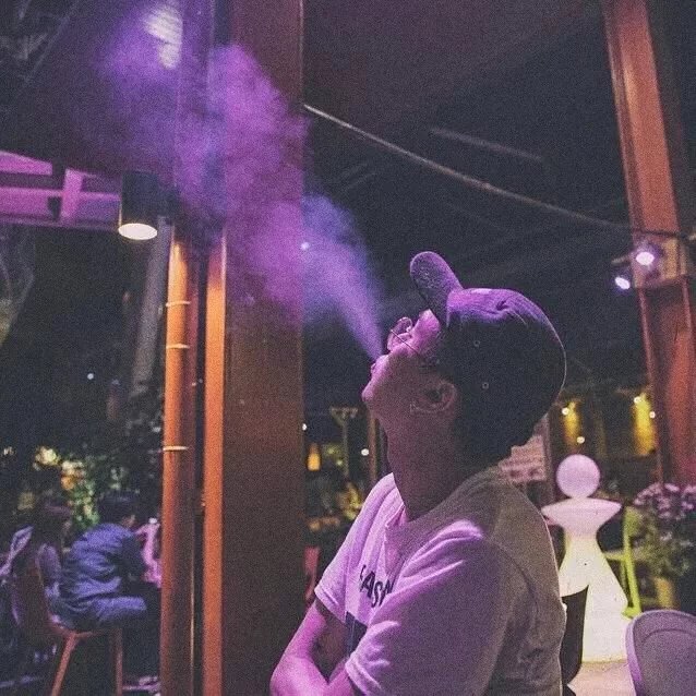 翁华秋婷