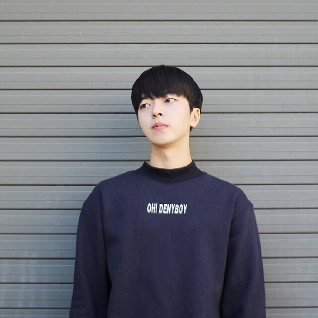 缪有睿士
