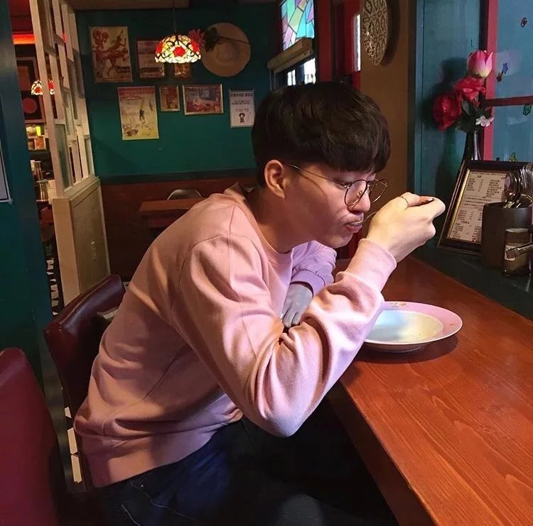 卢翔贵苇