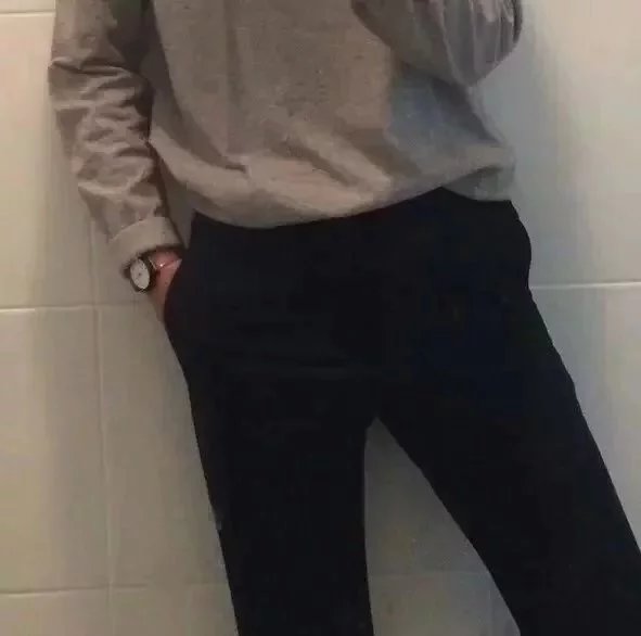 程苇筠贤