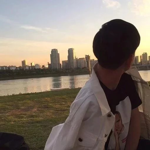 尤倩乐洋