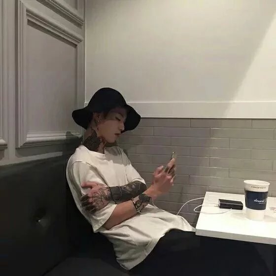 梁宏琛玉