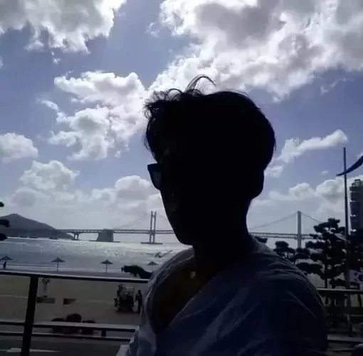 令狐梅维功
